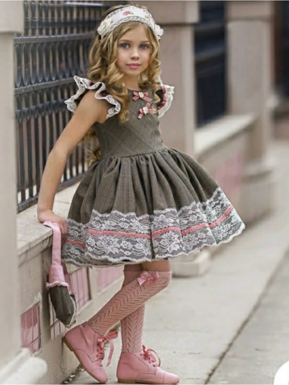 Dollcake Florence tartan Full Skirt Dress. Size 6.
